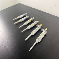 Eppendorf Research Plus Single Channel Pipettes - Quantity 6 image 0